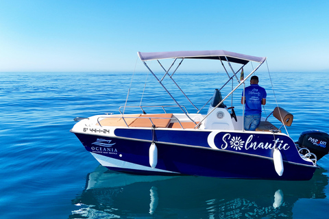 ماربيا: تأجير قوارب بدون ترخيص لمشاهدة الدلافينإيجار لمدة 30 دقيقة