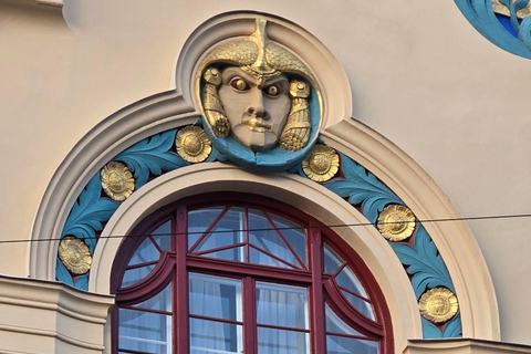 Art Nouveau ontmoet streetart in MünchenPrivétour: Engels of Duits