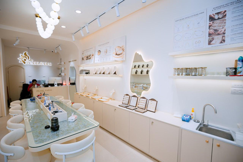 Hanoi: Pearl Farm Mussel-Opening & Jewelry Experience