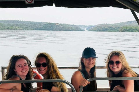 From Kampala: Queen Elizabeth & Lake Mburo 4-Day Safari
