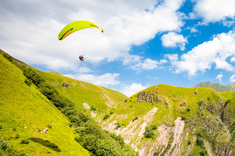 Kazbegi Day Tour from Tbilisi with Local Tastings