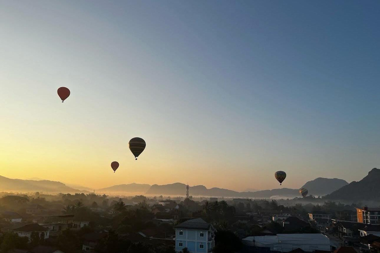 Vang Vieng: Hot Air Balloon Ride with City Hotel Pickup