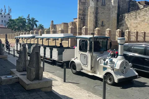 Santo Domingo: Zona Colonial Guided Walking Tour