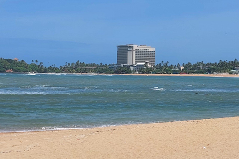 Galle: Private Full-Day Scooter Tour with Lunch and Guide Scooter Tour with a Swim