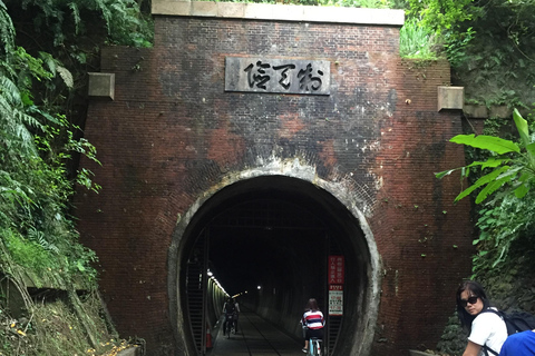 Privétour door Taipei met afternoon tea en fietsen