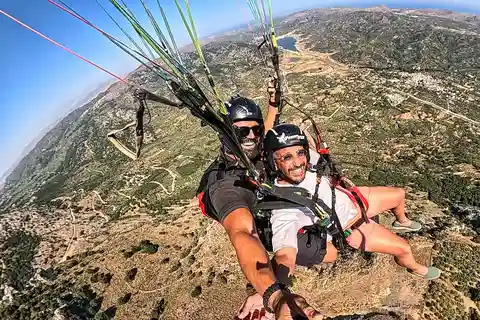 Paragliding in Chania