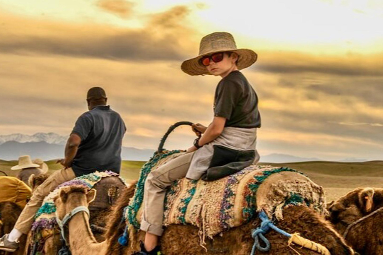 Marrakech: Agafay woestijn Quad &amp; kamelenritten met dinnershow
