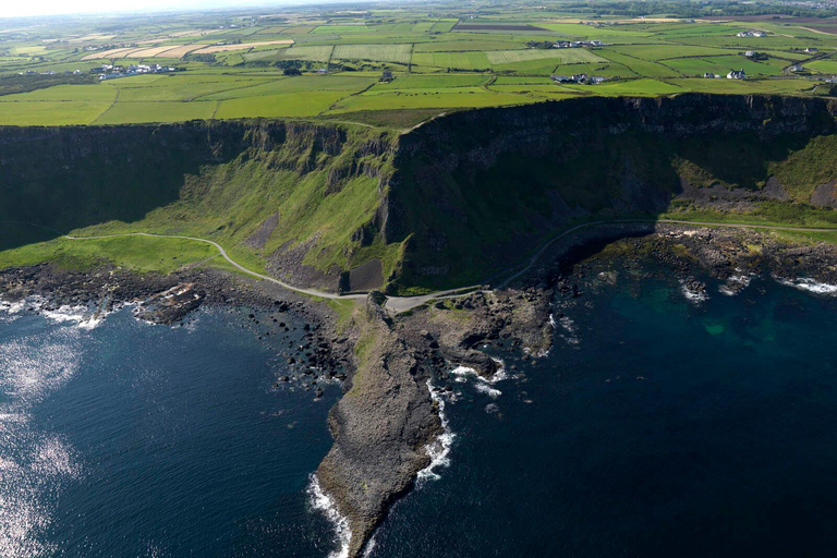 Privétour - Ierse ommuurde tuin, natuur & Giants Causeway