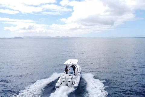 Lanzarote: Passeio de barco particular 2:30hExcursão particular de 2:30 horas