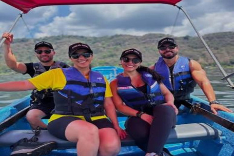 El Salvador Sightseeing Tour: 12 Sites in 3 Days (Lakes, Beach, Mayan Sites, Villages)