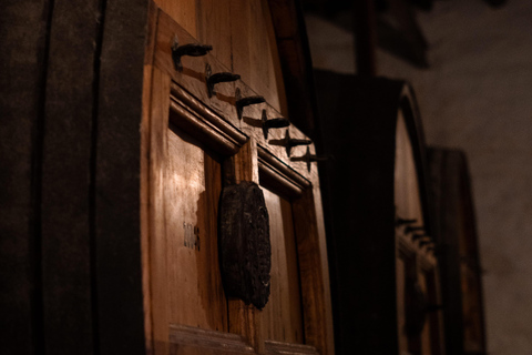 Douro Valley: A Sensory Experience in the Douro: Wines, Olive Oil, and History Douro Valley: Sensory Experience in the Douro: Wines, Olive Oil, and History