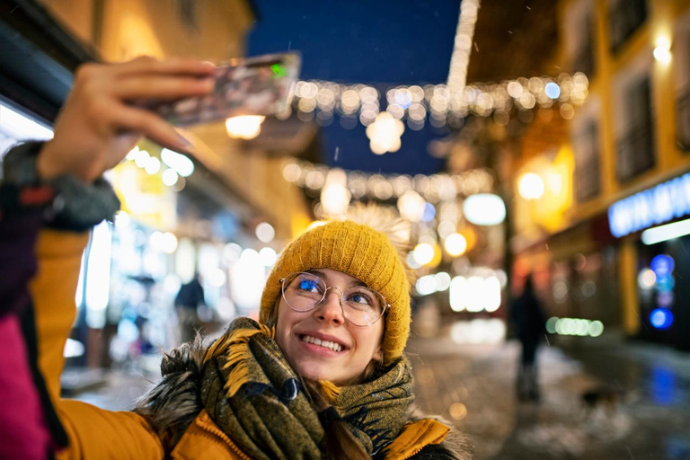 La magia de la Navidad en Zell am See: un tour a pie privado