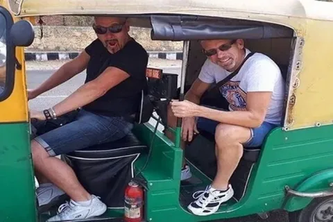 Tour di un giorno della città di Agra in Tuk Tuk o E-Rickshaw