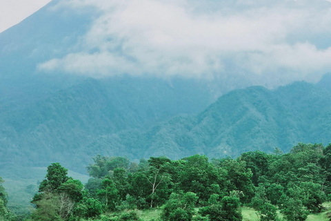 Lo más destacado de Yogyakarta: tour por el volcán Merapi y los templosPuntos destacados de Yogyakarta: tour por el volcán Merapi y los templos