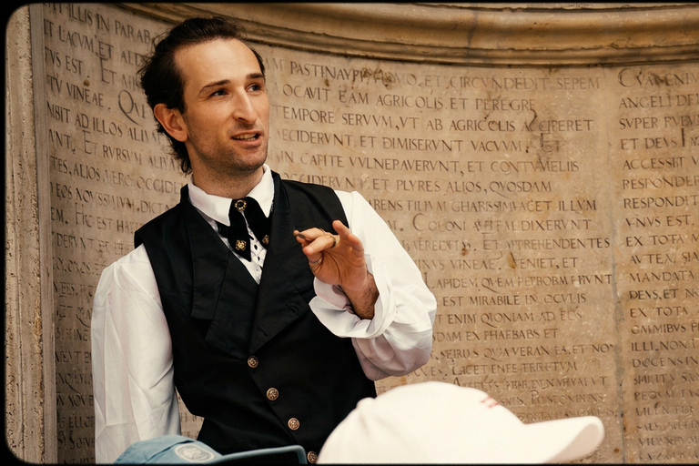 Lyon Revolution Tour - An immersive tour with André Ampère Shared Group