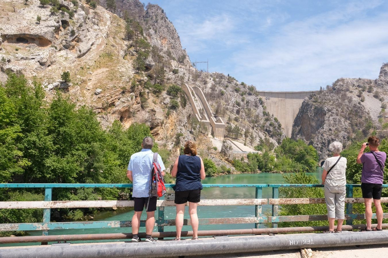 Sida: Manavgat Green Canyon och vattenfallstur med lunchSida: Manavgat Green Canyon och gamla byar Tour med lunch