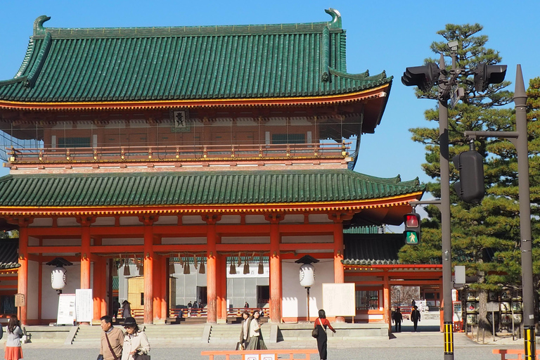 E-Bike Tour in Kyoto with Asuka, Japanese graduate student