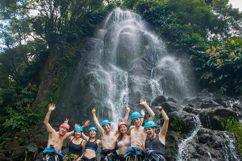 Canyoning ervaring Ribeira dos Caldeirões in São Miguel