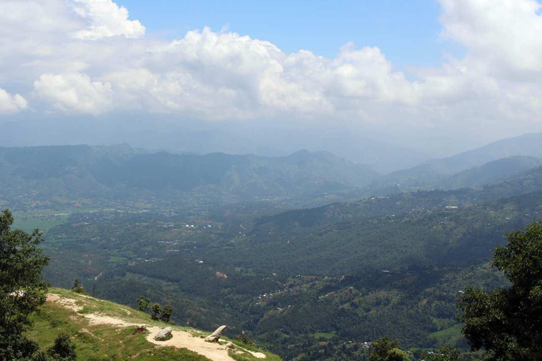 Ervaar Nagarkot Zonsopgang en Changu Narayan Dagwandeling