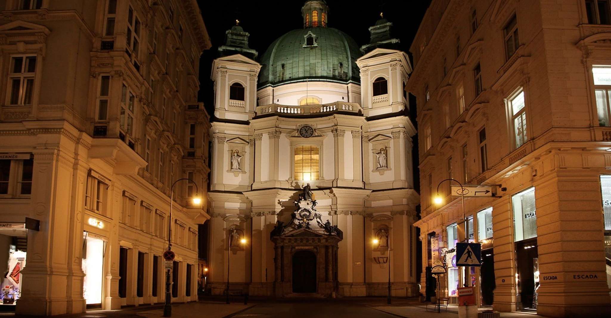 Vienna, Classic Ensemble Vienna in St. Peter's Church Ticket - Hizvo