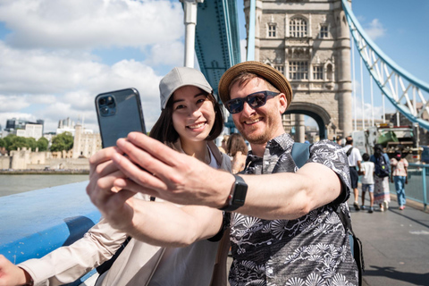 Londres: Tour a pie por Westminster y visita al Puente de la TorreLondres: Tour a pie de Westminster con ticket de entrada al Puente de la Torre