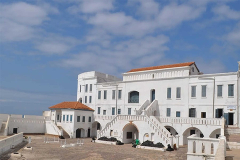 أكرا: جولة إرشادية لمدة 7 أيام للتعرف على التاريخ والتراث في غانا