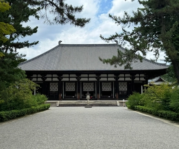 奈良：世界遺産の薬師寺と唐招提寺を3時間で巡る