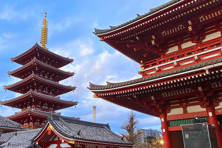Tokyo: Asakusa Temple & Shrine Walking Tour with Local Guide Tokyo: Asakusa Guided Walking Tour Visiting Sensoji Temple