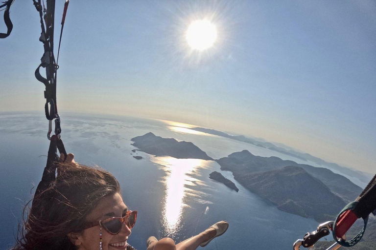 Fethiye: Female Pilot, Babadağ, Oludeniz Paragliding, Transfer