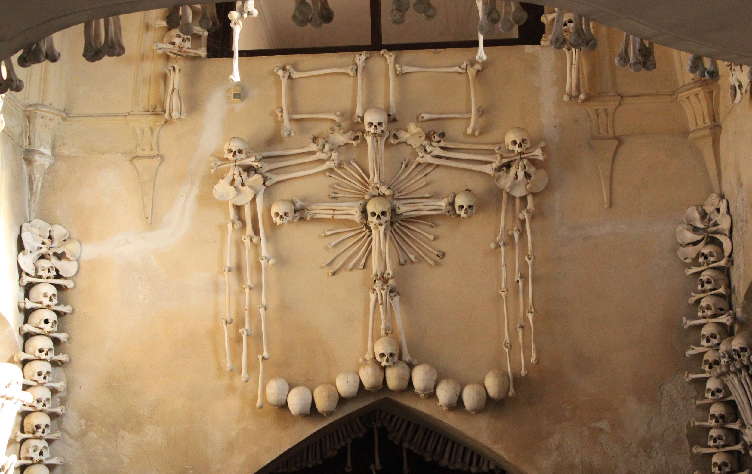 Kutná Hora: Tour durch die Altstadt und das Beinhaus von Sedlec