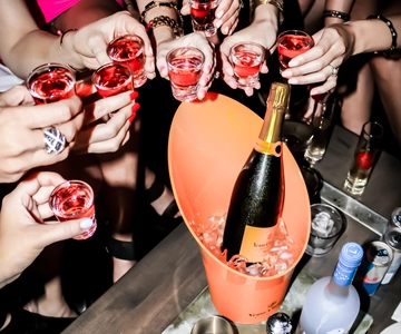 Cluj-Napoca: VIP Dining, Limo ride & Clubbing