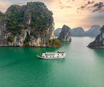 From Hanoi: 2-Day Ha Long Bay Boat Tour