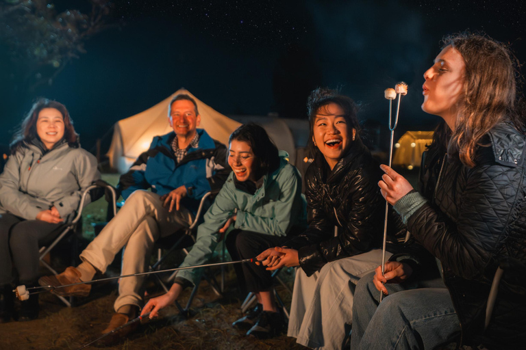 Pink Lake Tiny House verblijf - BBQ diner &amp; kampvuur ervaring