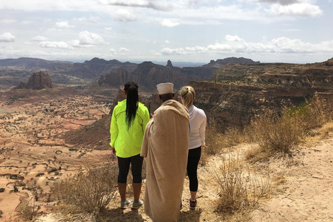 Tigray: iglesias rupestres de Gheralta, Axum y templo de YehaTigray: iglesias rupestres y montañas de Gheralta (2 días)