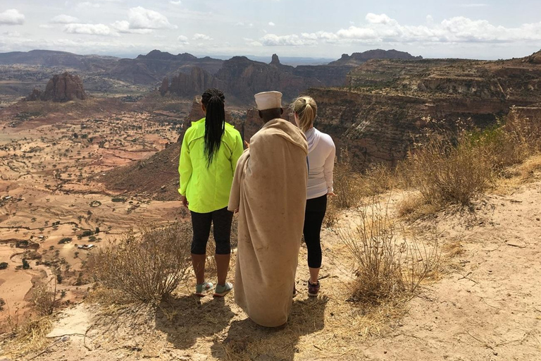 Tigray: iglesias rupestres de Gheralta, Axum y templo de YehaTigray: iglesias rupestres y montañas de Gheralta (2 días)