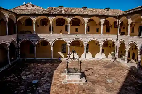 Trasferimento da Assisi all'Eremo delle Carceri e a San Damiano