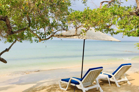 Cartagena: Spend the day at Sabai Beach Club in Baru with a pool and beach! Cartagena: Spend the day at Sabai Beach Club in Barú with a pool and beach!