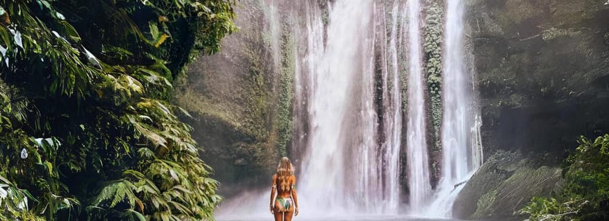 Lombok : Chute d'eau d'Aik Belek, Rinjani Lodge et la colline de Malimbu