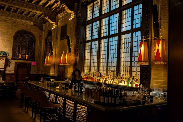 NY Midtown Secrets: Grand Central, Chrysler & United Nations Tour in English language