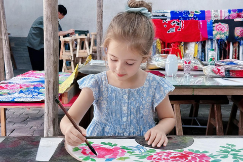 Yangshuo: Tea Picking & Chinese Fan Painting Experience English-Speaking Guide Included