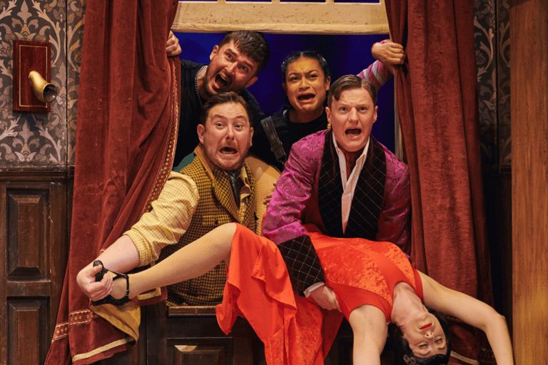 London's West End: Ticket to The Play That Goes Wrong Best Available Stalls - Peak