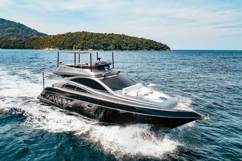 Phuket: Phi Phi Island & Maya Bay Luxury Yacht Day Tour - Image 2