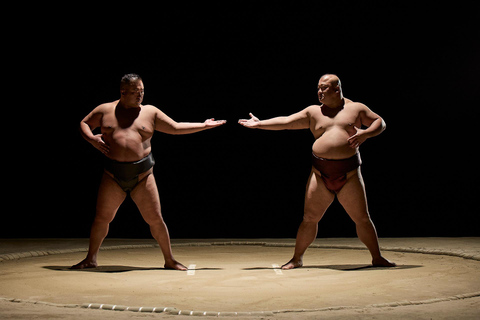 Osaka: Sumo Show ervaring met Food BoxB-Klasse Zitplaatsen