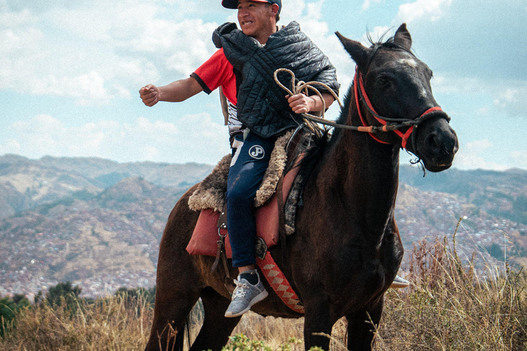 Cusco: Horseback Riding and Pachamama Ceremony Tour