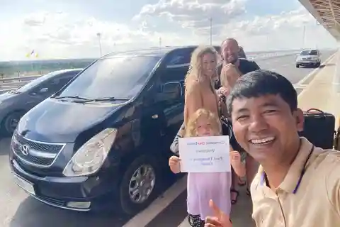 Translado de táxi privado entre o aeroporto de Phnom Penh e Kampot