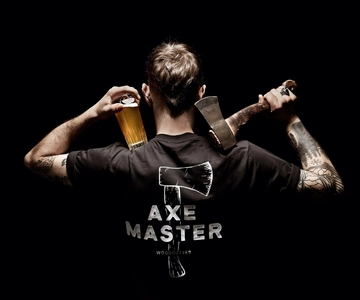 AXE THROWING EXPERIENCE IN ANTWERP