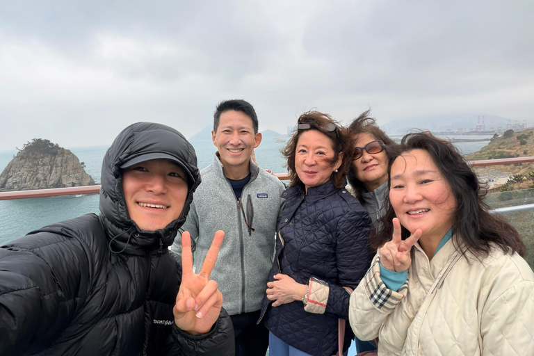 Busan: Private City Tour with Local Guide and Van