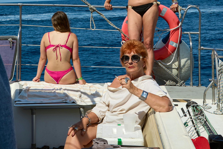 Ibiza: Formentera Sailing Catamaran with BBQ & Snorkeling