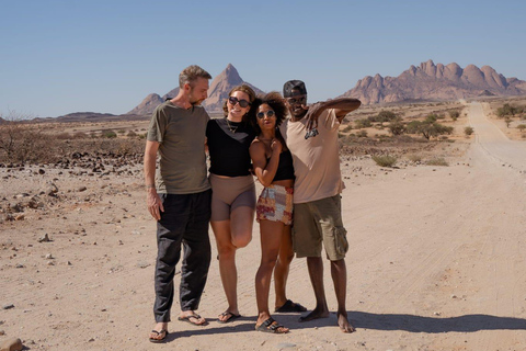 The Ultimate 4-Day Namibia: Sossusvlei, Swakop & Spitzkoppe The Ultimate 4-Day Namibia Loop