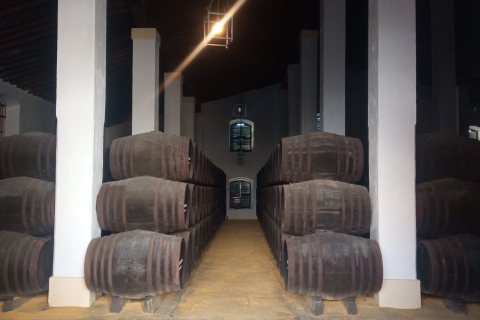 Een ervaring in een eeuwenoude sherry wijnmakerij